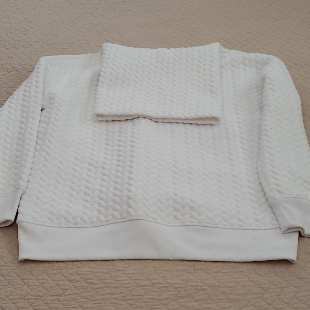 Gap sweatshirt